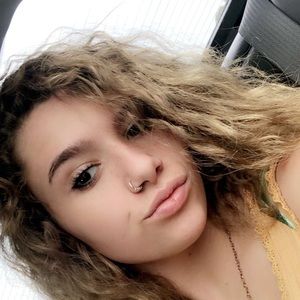 Meet your Posher, Breanna